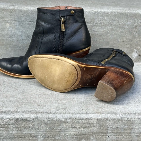 Lucky Brand Dual Zip Leather Ankle Boots Size 7.5/8 - Picture 7 of 9